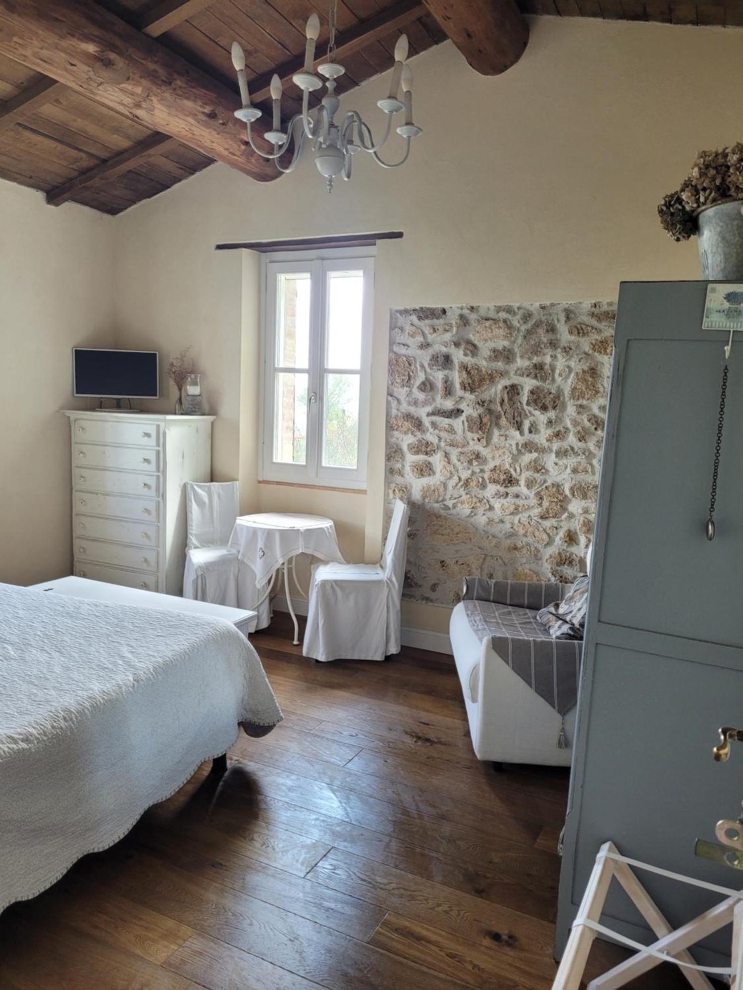 B&B L'Usignolo Асколи Пичено Екстериор снимка